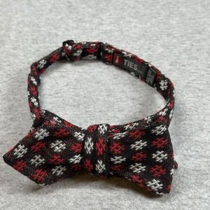 Self-Tie Bow Tie Red Black White Pattern Ties.com Men's‎ Formal Accessory